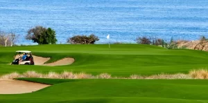 stunning images of golf courses in Los Cabos
